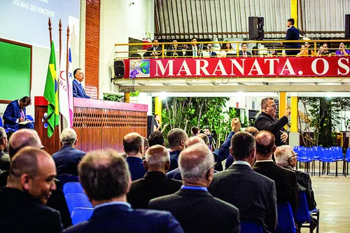 
          Imagem ilustrativa da imagem Oficina de libras e projeto Aprendiz  da ICM 
forma mais de 25 mil membros
          