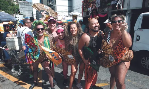 
          Imagem ilustrativa da imagem Onças à solta na avenida! Bloco Amigos da Onça anima o Centro de Vitória
          