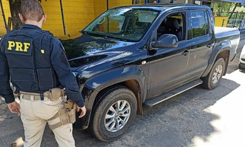 
          Imagem ilustrativa da imagem PRF recupera carro alugado que estava desaparecido há seis anos
          
