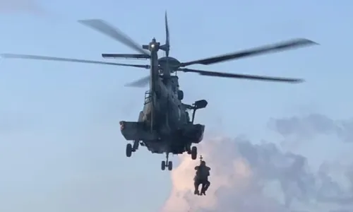 
          Imagem ilustrativa da imagem Paciente turco, resgatado em alto mar e trazido para o Recife, deve receber alta
          