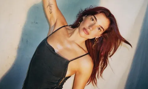 
          Imagem ilustrativa da imagem Playlist da Semana: Dua Lipa lança ‘Training Season’, segundo single do novo álbum
          