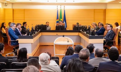 
          Imagem ilustrativa da imagem Pleno do TCE-PE aprova cautelar sobre servidores estaduais cedidos à PCR
          