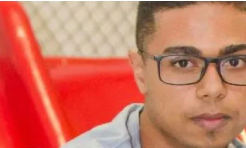 
          Imagem ilustrativa da imagem Polícia Civil prende suspeito de espancar e matar torcedor do Santa Cruz em ônibus
          