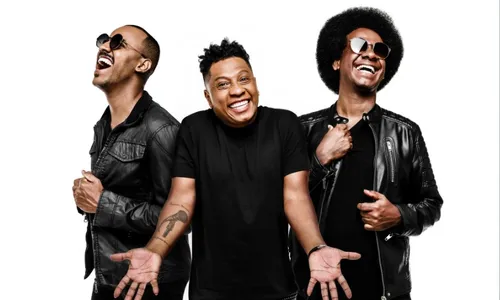 
          Imagem ilustrativa da imagem Pôr do sol deste domingo é com o axé de Saulo
          