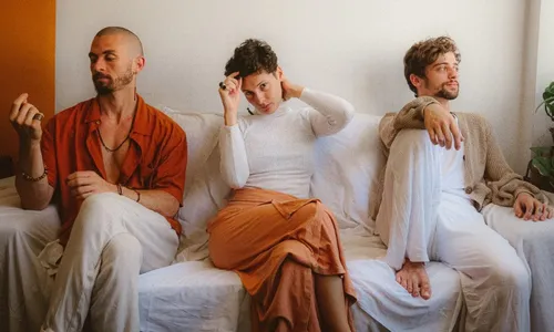 
          Imagem ilustrativa da imagem Pôr do sol deste domingo é com o axé de Saulo
          