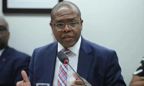 
          Imagem ilustrativa da imagem Prisão de motoboy no RS é vista como 'racismo institucionalizado' por ministro
          