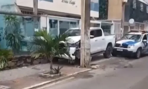 
          Imagem ilustrativa da imagem Quadrilha especializada em roubo de veículos é presa em Guarapari
          