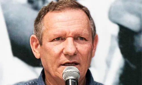 
          Imagem ilustrativa da imagem Quer dedicação exclusiva
          