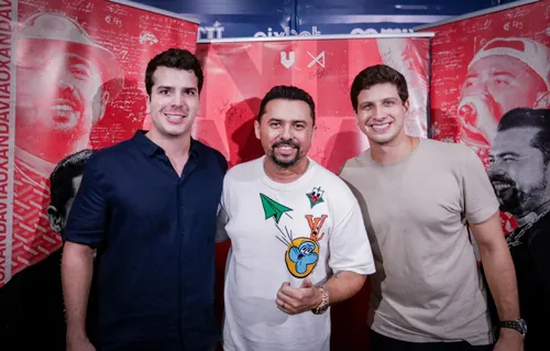 
          Imagem ilustrativa da imagem REVEILLON DO RECIFE 2024: Veja imagens do primeiro dia da festa
          