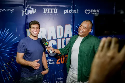 
          Imagem ilustrativa da imagem REVEILLON RECIFE 2024 Segunda noite de festa leva multidão ao Pina
          