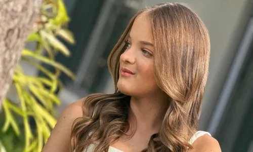 
          Imagem ilustrativa da imagem Rafaella Justus faz plástica no nariz e fala sobre recuperação
          