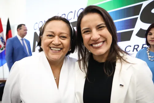 
          Imagem ilustrativa da imagem Raquel Lyra elogia escolha de uma mulher para presidir Consórcio Nordeste
          