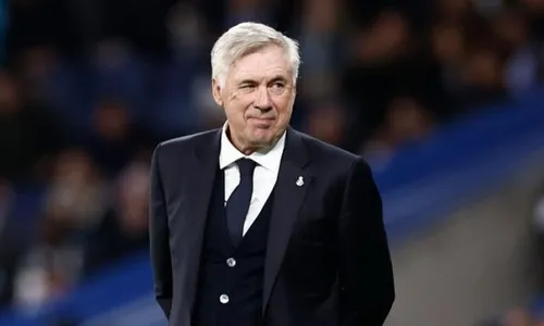 
          Imagem ilustrativa da imagem Real Madrid anuncia a renovação de contrato de Ancelotti até junho de 2026
          