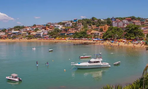 
          Imagem ilustrativa da imagem Réveillon nas praias de Anchieta
          