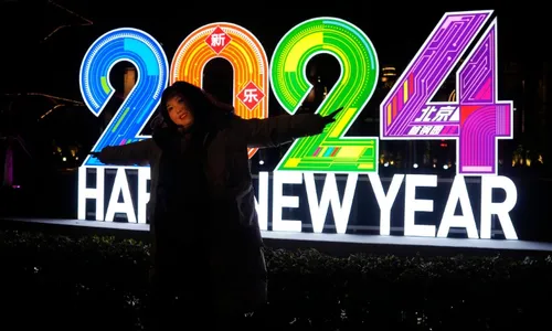 
          Imagem ilustrativa da imagem Réveillon: países já comemoram chegada de 2024
          