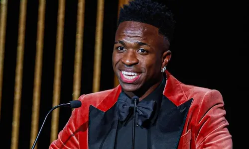 
          Imagem ilustrativa da imagem Revista elege Vini Jr. e mais oito brasileiros entre 100 melhores de 2023
          