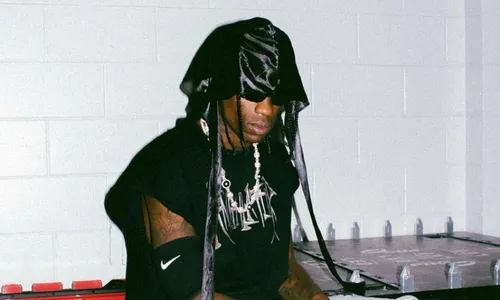 
          Imagem ilustrativa da imagem Rock in Rio 2024 anuncia Travis Scott e OneRepublic na programação
          