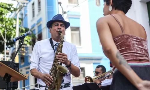 
          Imagem ilustrativa da imagem Roda de Frevo com Maestro Spok: duas edições gratuitas no Paço do Frevo
          