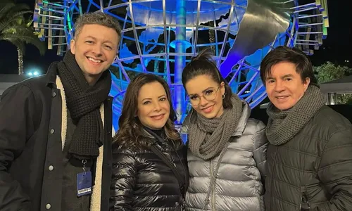 
          Imagem ilustrativa da imagem Sandy e Lucas Lima viajam com pais da cantora quatro meses após anúncio do divórcio
          