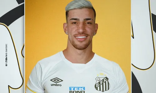 
          Imagem ilustrativa da imagem Santos anuncia a contratação do atacante Pedrinho e causa revolta nas redes sociais
          