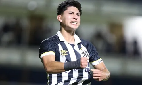 
          Imagem ilustrativa da imagem Santos supera Água Santa de virada e avança às oitavas da Copinha
          