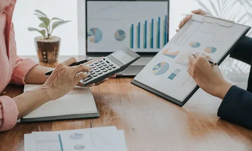 
          Imagem ilustrativa da imagem Sebrae abre mais de 1,2 mil vagas de programa para donos de pequenos negócios
          