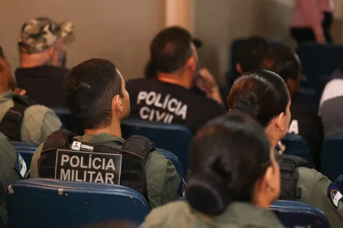 
          Imagem ilustrativa da imagem Secretaria da Mulher promove diálogo com PMs que irão atuar nas prévias de Olinda
          