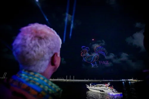 
          Imagem ilustrativa da imagem Segunda noite do Carnaval do Recife celebrou o Dia do Frevo
          