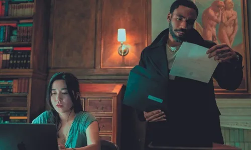 
          Imagem ilustrativa da imagem Série “Sr. e Sra. Smith” vai além de brigas e tiros
          