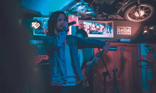 
          Imagem ilustrativa da imagem “Sextou” com rock, samba e eletrônico
          