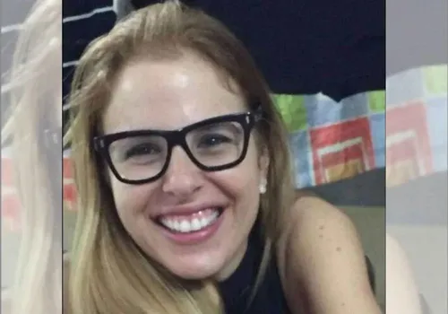 
          Imagem ilustrativa da imagem Suzane retira von Richthofen do sobrenome e adota sobrenome do marido
          