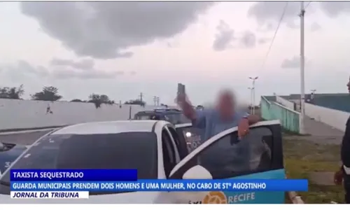 
          Imagem ilustrativa da imagem Taxista de 50 anos escapa de assalto graças à agilidade da Guarda Municipal
          