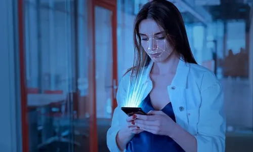 
          Imagem ilustrativa da imagem Terapia por Inteligência Artificial: jovens encontram conforto nos braços dos bots
          