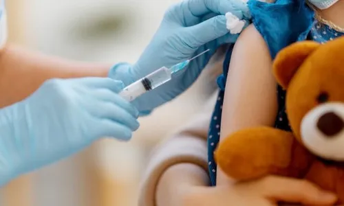 
          Imagem ilustrativa da imagem Tire suas dúvidas sobre a vacina contra a dengue
          