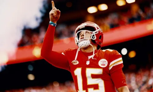 
          Imagem ilustrativa da imagem Tiros deixam ao menos 10 feridos em celebração do Super Bowl em Kansas City
          