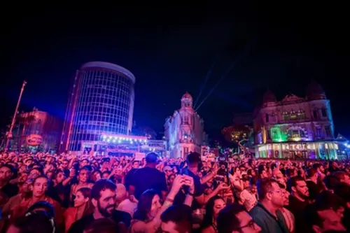 
          Imagem ilustrativa da imagem Vai para o Marco Zero? Veja a programação desta noite de sábado
          