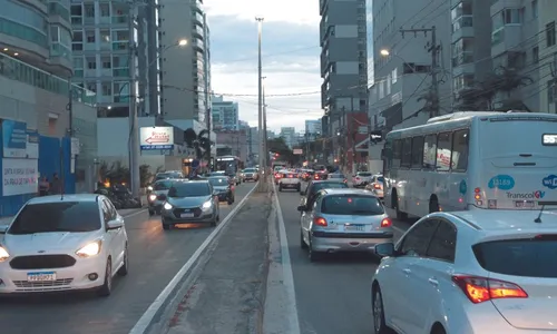 
          Imagem ilustrativa da imagem Veja como vai ficar o trânsito com mão única na Rodovia do Sol
          