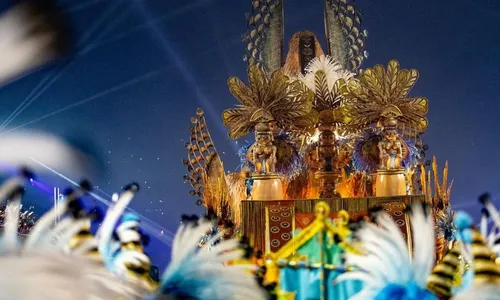 
          Imagem ilustrativa da imagem Veja quais escolas de samba se destacaram nos desfiles de SP e Rio no domingo
          