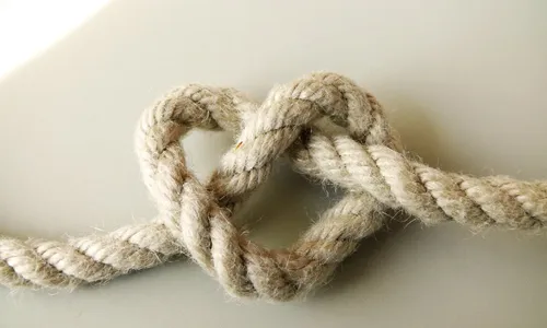 
          Imagem ilustrativa da imagem Você ama o outro ou aquilo que você deseja dele?
          