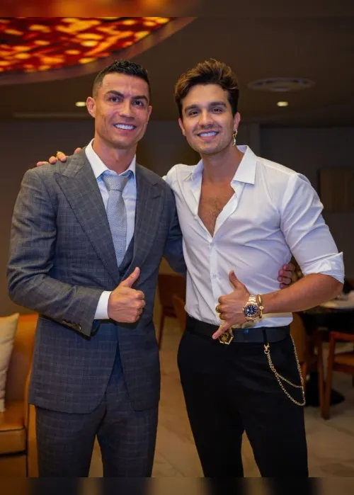 Imagem ilustrativa da imagem Cristiano Ronaldo dá Rolex de presente para Luan Santana