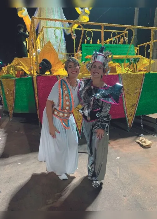 Imagem ilustrativa da imagem Enfermeira e médica deixam desfile das escolas de samba para fazer parto