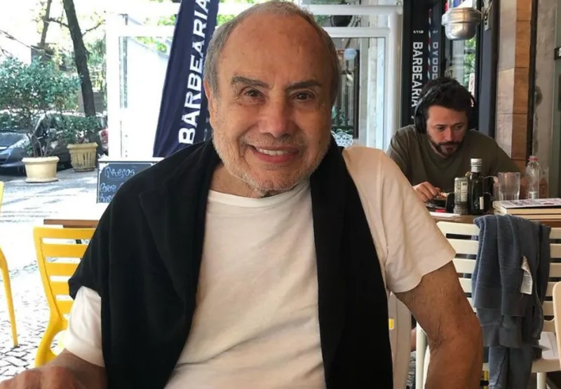 Stenio Garcia, 91, refez a harmonização facial