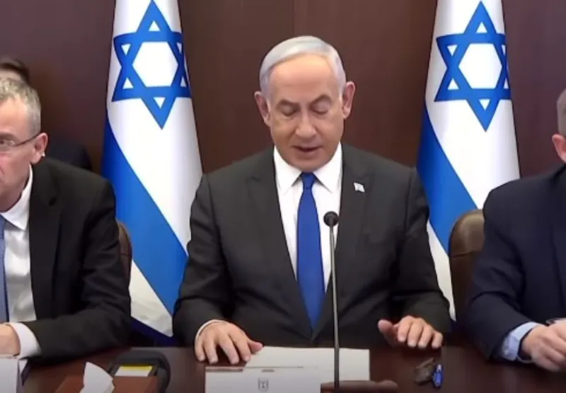 Benjamin Netanyahu internacionais sobre o acordo permanente com os palestinos. Tal acordo só será alcançado através de negociação direta entre as partes, sem condições prévias.