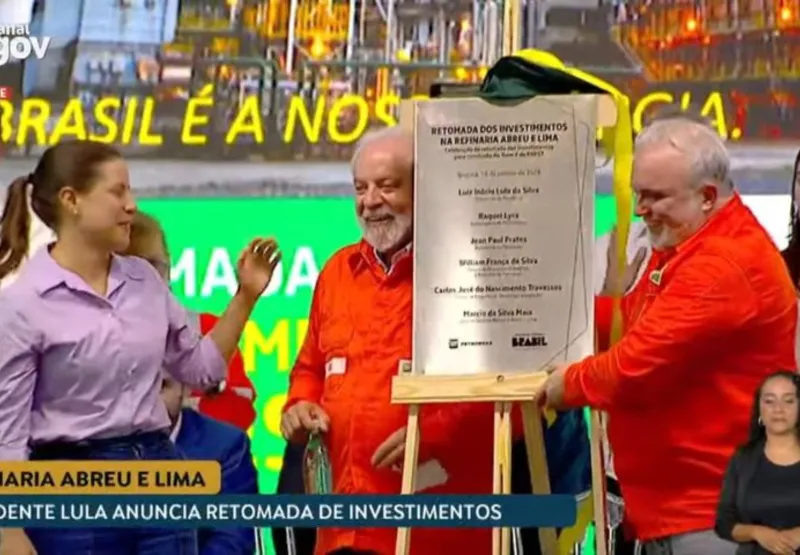 Lula e Raquel Lyra assinaram ordem de serviço para retomar as obras