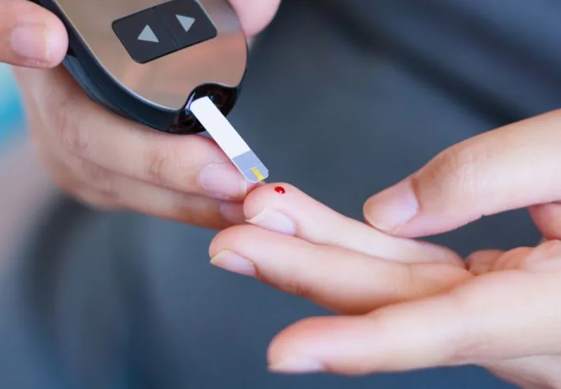 Teste de glicose: projeto quer classificar diabetes tipo 1 como deficiência