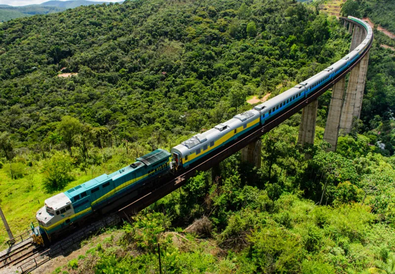 Trem de Passageiros da Estrada de Ferro Vitória a Minas está com viagens suspensas