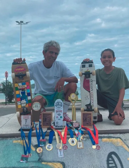 Imagem ilustrativa da imagem Pai e filho de Guarapari juntos em Mundial de Skate