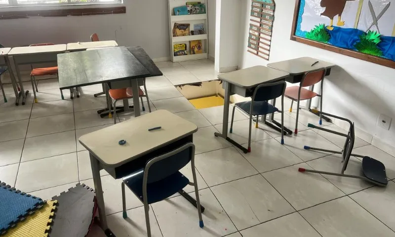 Imagem ilustrativa da imagem Piso de escola onde professora caiu em Vitória foi danificado por cupins, diz Crea