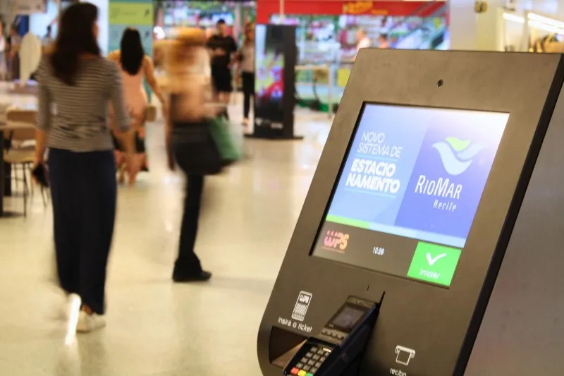 Imagem ilustrativa da imagem RioMar é o 1º shopping do Estado a usar tecnologia de leitura de placas