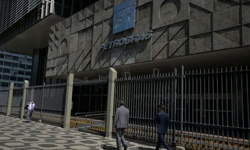 Imagem ilustrativa da imagem Petrobras aprova acordo de R$ 19,8 bi com a Receita Federal
